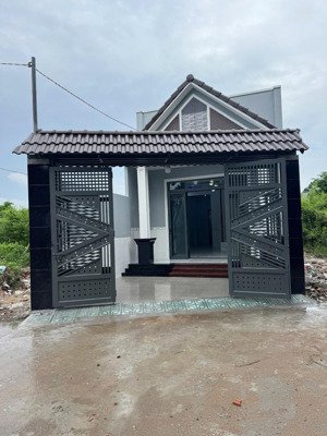 bán nhà giáo xứ thuận hoà 1tỷ1 pháp lý rõ ràng oto vào tới nhà