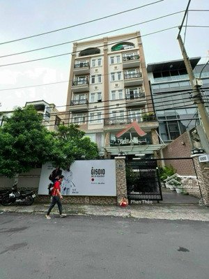 dòng tiền tốt tòa chdv nguyễn văn đậu-lê quang định-16x40m-hầm 8 tầng-hđt 550tr-giá 100 tỷ