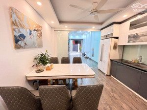 phố việt hưng, 5 tầng gara ô tô , dt50m2 chỉ 15.8 tỷ