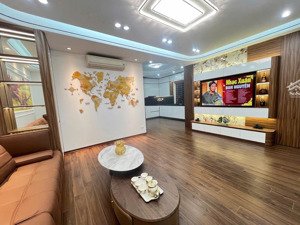 giảm giá bán gấp cc star tower 283 khương trung 3pn 90m2 chỉ 7,2 tỷ. liên hệ: 