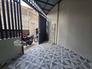 nhà 2 tầng hẻm 3m cách mt 30m. p tân thuận, quận 7. gần kcx tân thuận, không quy hoạch. chỉ 4,4 tỷ