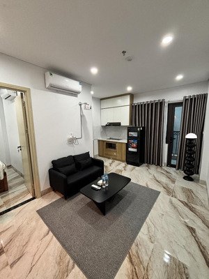 cho thuê căn hộ mini giá 8.5tr ngõ ô tô tránh nhau nằm ngay trên phố đốc ngữ, ba đình