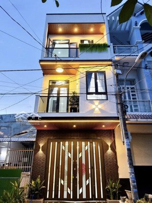 giá tốt hiếm có tại tô hiến thành,q10,giá 2,79 tỷ, 55,9m2 giá tốt chính chủ