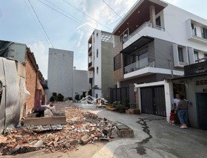 chủ cần bán 70m2, ngay chợ tam hà, hẻm xe tải, giá 6,85 tỷ