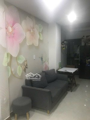 bán nhà 179/ tô hiến thành, dt: 3.1m x 9.2m, hẻm xe hơi, 2 tầng, giá 5.2 tỷ thương lượng