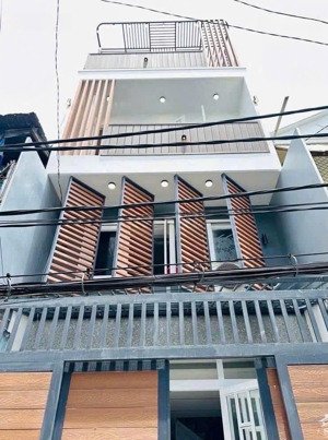 tài chính 7tỷ quay đầu xem ngay nhà võ trường toản,p2,bình thạnh.giá:6tỷ950/5.2m x 16m. sổ riêng