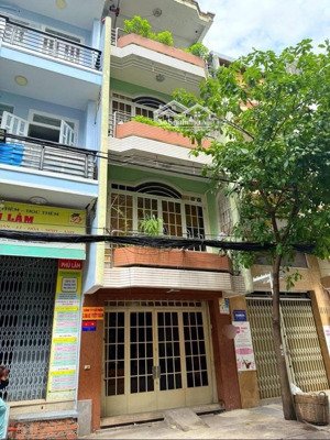 giảm 700 tr nhà mặt tiền q6 phố ẩm thực cư xá ra đa 4 tầng 80m chỉ 10. 9 tỷ vị