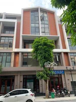 60m2 vịnh thiên đường vin3. hoàn thiện 2 tầng. vị trí đẹp. giá tốt