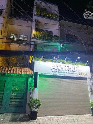 hàng hiếm - mặt tiền nguyễn trọng tuyển. p15. pn - 4 tầng ( 4,9 x 23m ) - hđt : 50 triệu - 19,5 tỷ