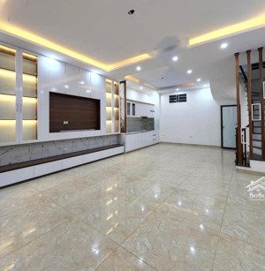 bán nhà định công-45m2 x5t-xây mới- ngõ 3m-thông sát phố -giá 7.35 tỷ-sđcc