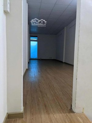 8 tỷ 950 quận 3 hẻm 5m cách mạng tháng 8 3 x 21 nhà cấp 4