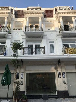 nguyên căn cityland center hills phường 7 gò vấp - 5x20m - 1 trệt 3 lầu - full máy lạnh - giá 35tr