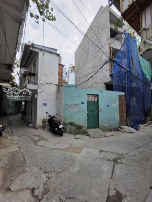 nhà nát tiện xây mới dt 49.1m2 cách 20m ra hẻm xe hơi đường âu cơ p10