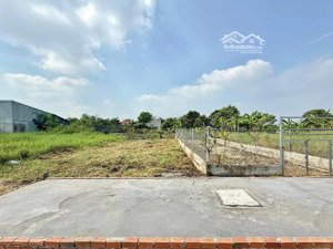 chủ gửi bán gấp lô đất lộc trung , cần giuộc 105m2 đất thổ sổ sẳn . đường betong . liên hệ