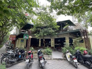 cho thuê nhà mặt phố nguyễn đình thi view hồ tây diện tích 250m2, mặt tiền 20m, kd cafe đẹp !!!!
