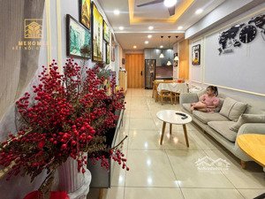 #emerald hạ giá bán nhanh 2pn 63m2 4.6 tỷ tin chuẩn luôn cập nhật sản phẩm tốt gửi anh chị