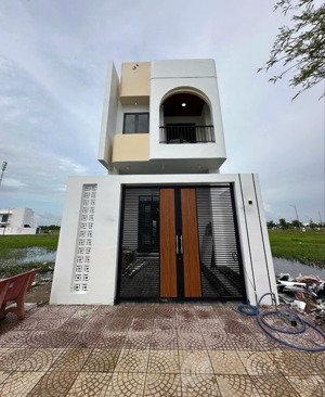 chỉ cần thanh toán 560tr nhận nhà 1 trệt 1 lầu 3pn tại p. tân hiệp, tphcm