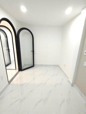bán nhà mặt phố hậu giang, 3,9 tỷ, 32,5m2, giá cực chất