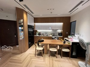 bán nhanh căn 2 phòng ngủ, 60m2 giá 4.55 tỷ, full nội thất đẹp ở ngay, ct36 định công, 