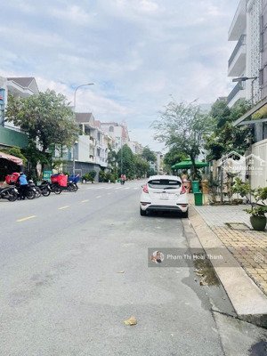 (12tr) mặt tiền kinh doanh đường 20m gần lê văn việt, 100m2 ( 5 x 20), chỉ 12 tr