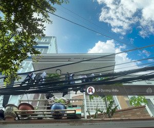 bán nhà hẻm 266 tôn đản. 30m2. 2 tầng btct. tiện kinh doanh ăn uống. mặt tiền khủng 3.6m. hẻm thông