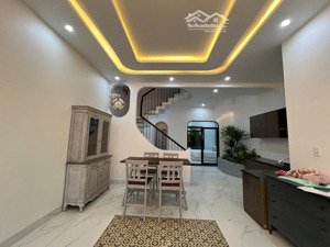 nhà đẹp cẩm châu giá chỉ 6,1 tỷ - phù hợp kinh doanh lưu trú và an cư! pháp lý chuẩn chỉ