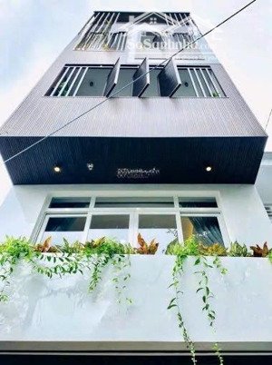 chính chủ kẹt vốn bán nhà đường hàn thuyên q1. giá 4tỷ8/78,5m2 gần diamond plaza. cho thuê 30tr/th