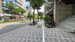 nhà mặt phố trung tâm hồ tây - tuyến phố cho thuê văn phòng kinh doanh đỉnh - vỉa hè rộng thênh t