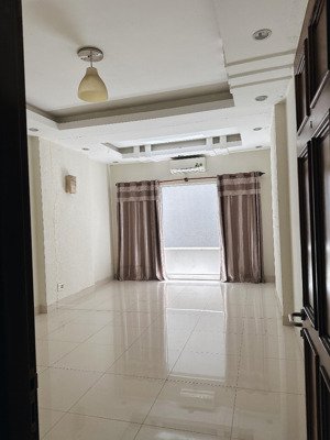 phòng cho thuê đường 37 - quận 7 siêu đẹp giá rẻ