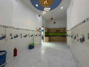 bán nhà quận 3 - hẻm 3m thông - 10m ra hẻm xe hơi - góc 2 mặt hẻm - diện tích 43m2 - chỉ 7 tỷ nhỉnh