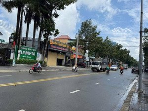 bán nhà mặt tiền lê hồng phong phường phú lợi, tp. hcm
- dt 5,5x32 thổ cư 110.5m
-nhà 1 trệt 2 lầ