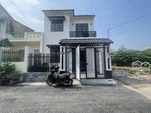 biệt thự mini nằm 1/ đông thạnh 8 , dt 105m2 ( 6,8m x 15m) - full nội thất