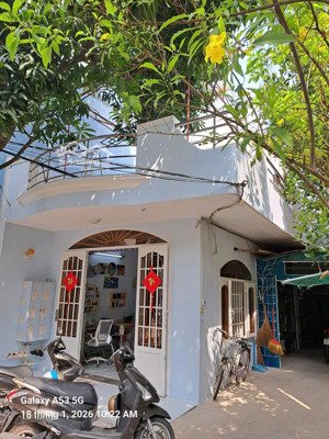 ôtô vô nhà, khu vực an ninh hẻm văn hóa, gần chợ hiệp bình 7x20 chỉ 12,5 tỷ.