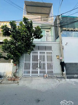 (14tr)cho thuê nhà 3 tầng hẻm xe hơi đình phong phú, 100m2, xe hơi vào nhà