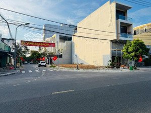 bán lô góc 2 mặt tiền đường 10m5 phùng hưng, dt 155m2, vị trí kinh doanh, giá 15 tỷ 9 tl