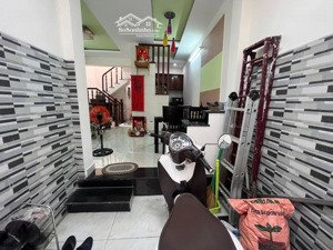 trần kế xương- phú nhuận- 2 tầng kiên cố- 63.7m2sd- nở hậu- gần mt- chỉ 5.5 tỷ (tl)