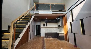 nhà mới full nội thất huỳnh tấn phát q7 giá: 4.5 tỷ. dt: 4.3x11m 1 trệt 1 lửng