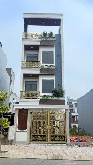 nhà mới hoàn công,kdc phú hồng thịnh 10,bình an,tp dĩ an