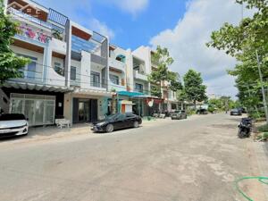 Nền Đẹp Đường D4 Khu Dân Cư Hồng Loan 6A