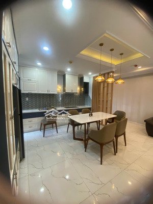 cần cho thuê saigon south residence 3 phòng ngủ 2wc giá 21 triệu. xem nhà lh ngân 
