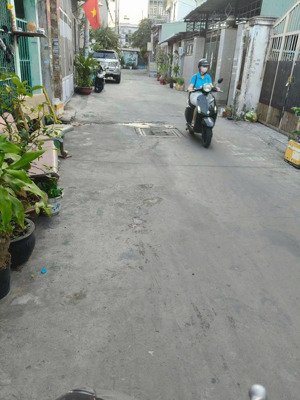 chỉ 3,56 tỷ - có ngay nhà ngõ thông - ô tô đỗ cửa trung mỹ tây quận 12