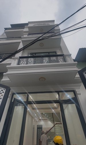 nhà mới 4 tầng 30m ra nguyễn thị định, hẻm ô tô quay đầu, diện tích 67m2 4 ngủ 5wc