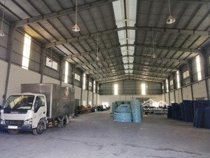bán nhà xưởng dt:2.821m2, có sổ hồng, đã hoàn công, hồ sơ môi trường, pccc đầy đủ, điện 3p-450kva.