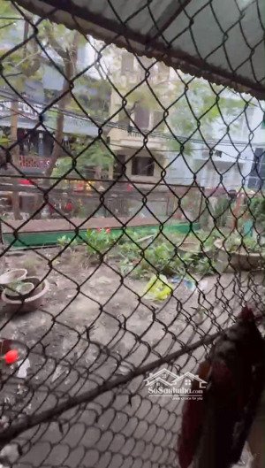 tập thể vĩnh hồ, thái thịnh, tầng 2, 85m2 (35 m2 sổ đỏ) 2 ngủ, 4.x tỷ.