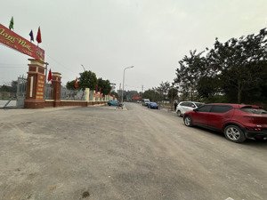 giá ngon,siêu đẹp 46m2,ô tô thông,full thổ cư tại hải bối,đông anh,nằm giữa cầu nhật tân,thăng long