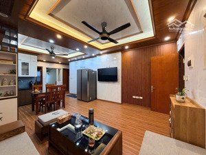 bán căn chung cư toà ct11 - full nội thất- giá tốt nhất. dt:63m2, 2 ngủ,2vs. giá:4.6 tỷ còn tl