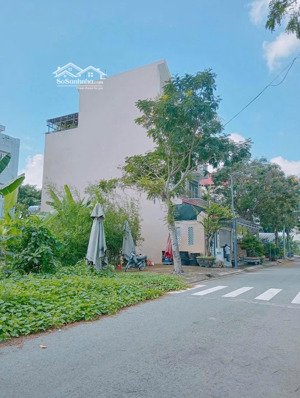 bán biệt thự tại khang điền bình chánh, 15 tỷ, 160m2, 9pn + 10wc, chính chủ uy tín view công viên