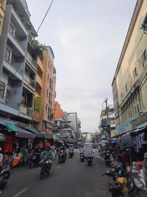 góc 2mtkd đường chu văn an ( 4*20m, 3 tầng), ngay chợ, f2, quận 6, chỉ: 21 tỷ tl