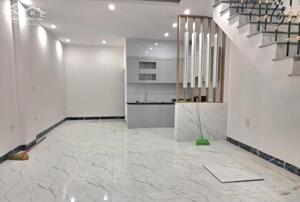 GIẢM SỐC NHÀ ÂU CƠ TT TÂY HỒ MỚI KOONG FULL NỘI THẤT 47M X 3 TẦNG MT 4,6M 2,9 TỶ.