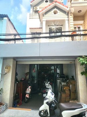 nhà mới ở ngay - hẻm xe hơi ngủ trong nhà - sát bên phú mỹ hưng -nở hậu tài lộc - 4x20m - nhỉnh 9t